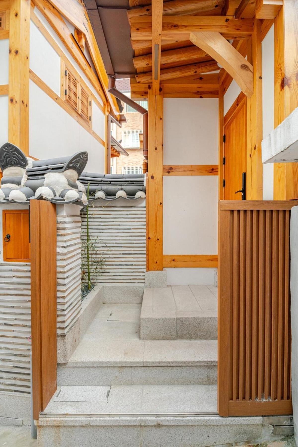 Numaru - Luxury Private Hanoks In Seochon, Villa *