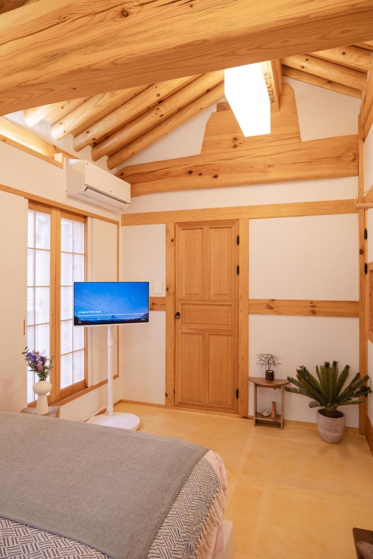 Numaru - Luxury Private Hanoks In Seochon, Villa *