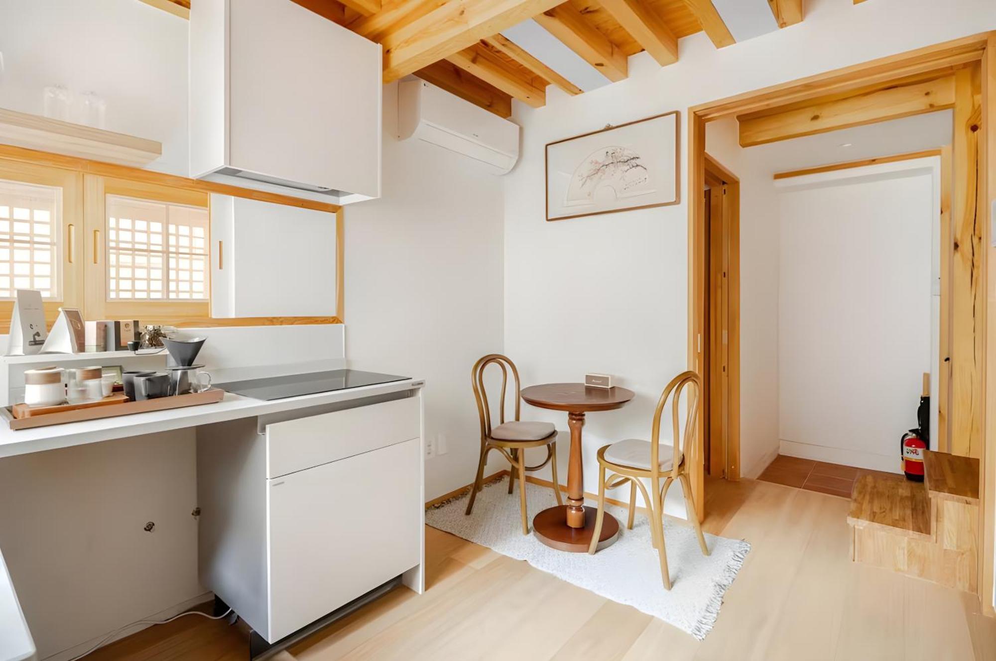 Villa Numaru - Luxury Private Hanoks In Seochon,
