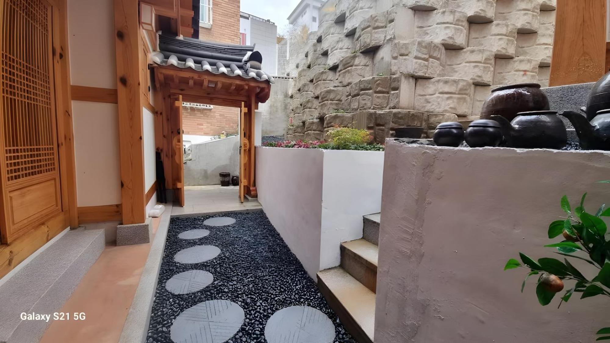 Numaru - Luxury Private Hanoks In Seochon, Villa