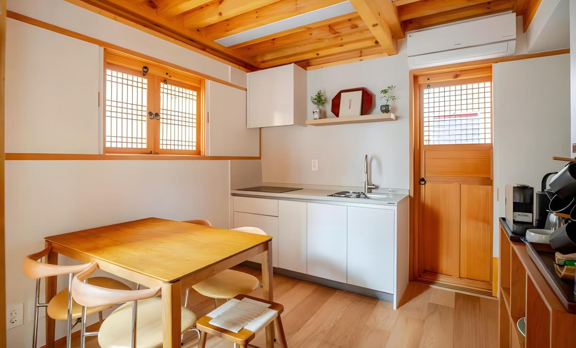 Villa Numaru - Luxury Private Hanoks In Seochon,