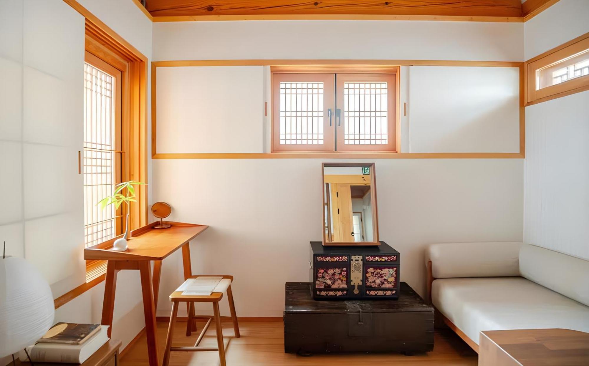 Villa Numaru - Luxury Private Hanoks In Seochon, Seoul